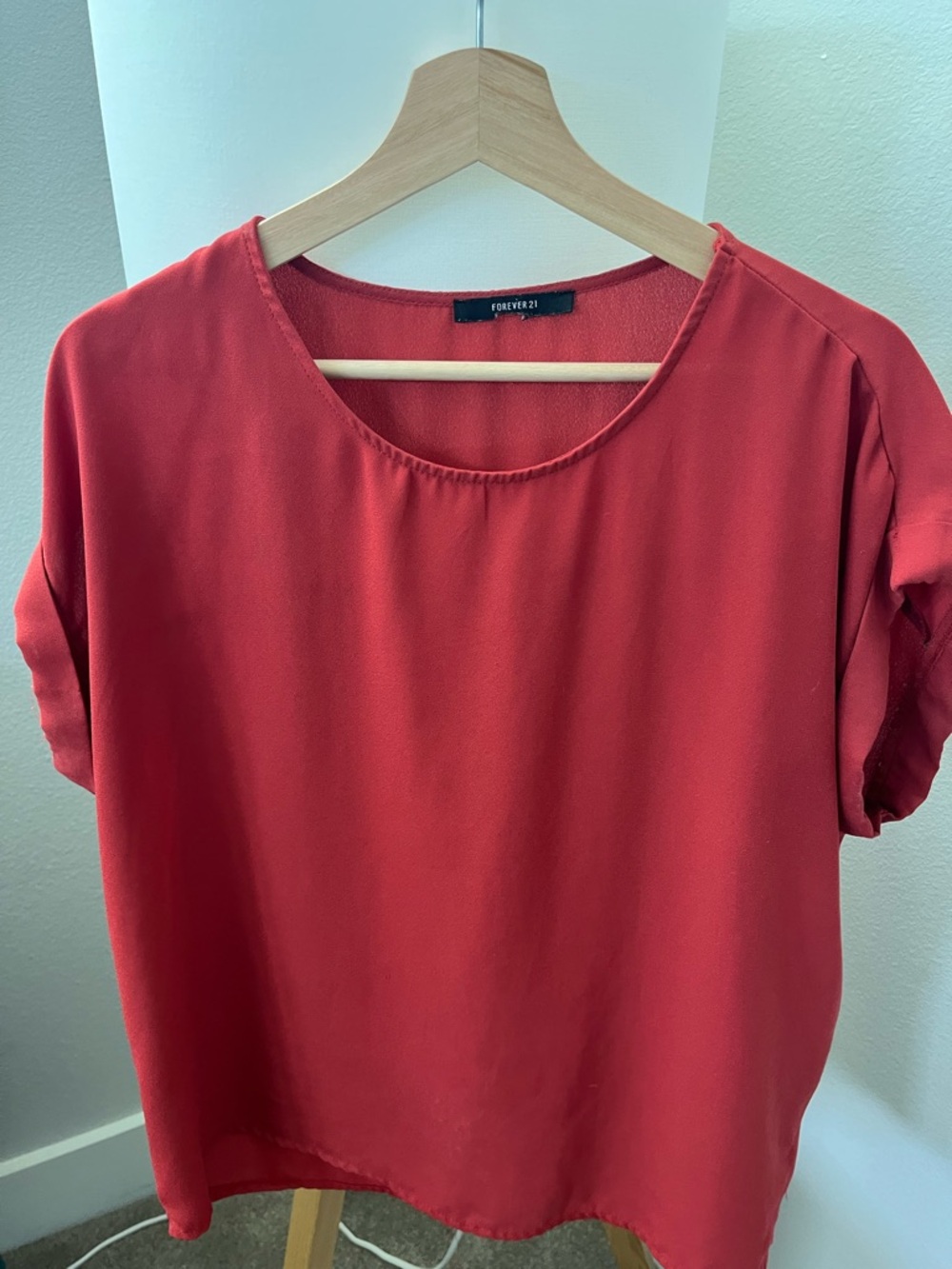 Forever 21 Red Short Sleeve Round Neck Blouse